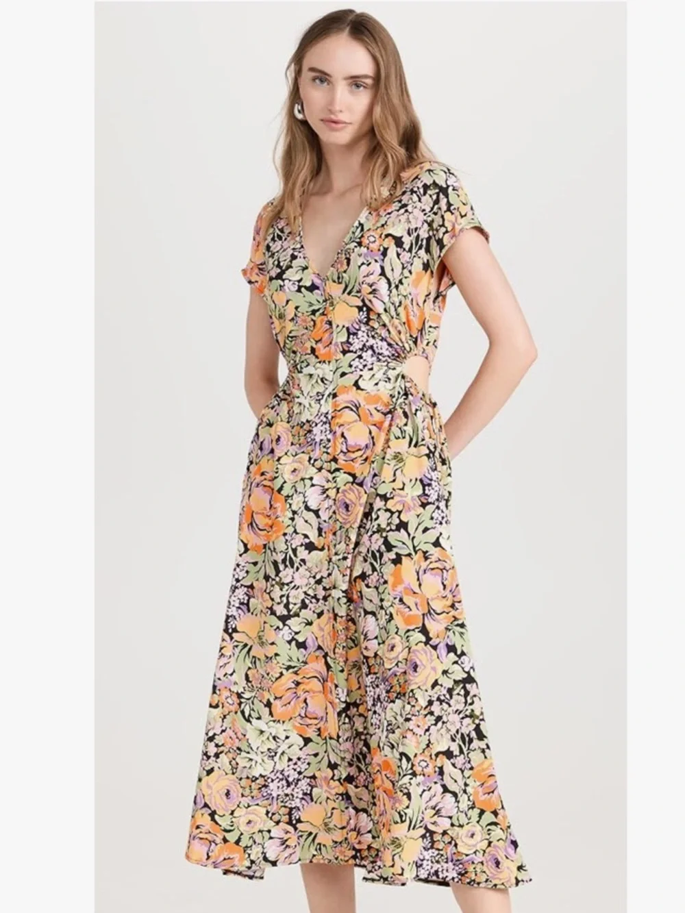 ASTR the Label Miranda Cutout Dress - Picture 4 of 14